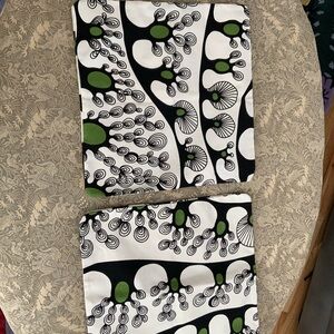 Abstract Black and Green pillow covers